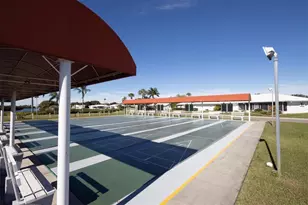 3608 Joyce Dr, Bradenton, FL 34208 - Photo 43