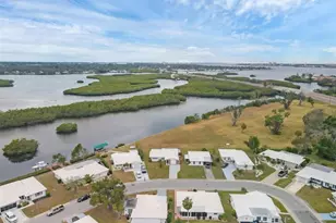 3608 Joyce Dr, Bradenton, FL 34208 - Photo 5