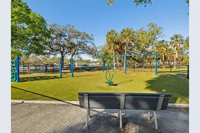 1655 58th Terrace S #7, Saint Petersburg, FL 33712 - Photo 31