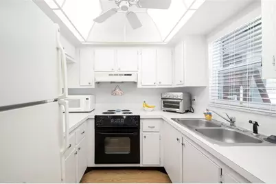 202 47th Avenue Drive W #334, Bradenton, FL 34207 - Photo 5