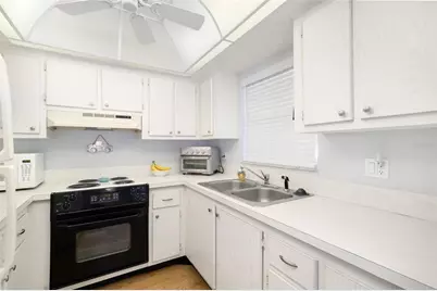 202 47th Avenue Drive W #334, Bradenton, FL 34207 - Photo 5