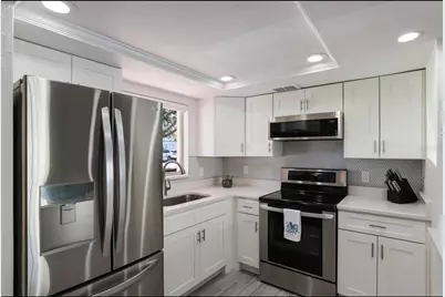 3751 S School Avenue #11, Sarasota, FL 34239 - Photo 7