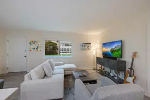 3751 S School Ave, Sarasota, FL 34239 - Photo 3