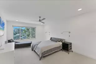 100 Sands Point Rd, Longboat Key, FL 34228 - Photo 19