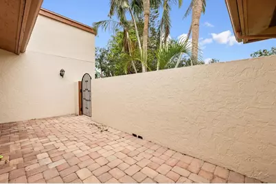 6401 Pelican Drive #80A, Bradenton, FL 34210 - Photo 7