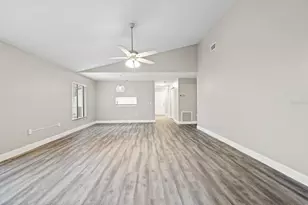 6401 Pelican Dr, Bradenton, FL 34210 - Photo 15