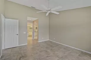 7146 Lakeside Dr, Sarasota, FL 34243 - Photo 23