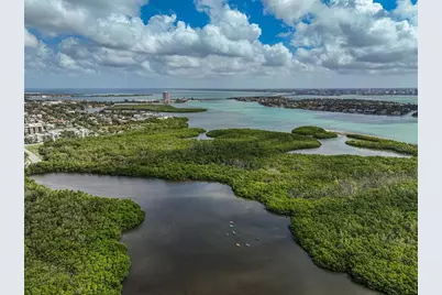 800 S Blvd Of Presidents #12, Sarasota, FL 34236 - Photo 31