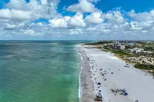 800 S Blvd Of Presidents, Sarasota, FL 34236 - Photo 33