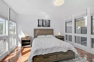 800 S Blvd Of Presidents, Sarasota, FL 34236 - Photo 19