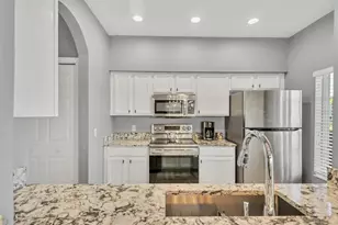 3715 45th Terrace W, Bradenton, FL 34210 - Photo 9