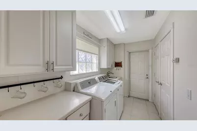 7575 Quinto Drive, Sarasota, FL 34238 - Photo 33