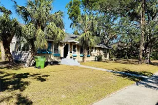 1705 6th St, Sarasota, FL 34236 - Photo 9