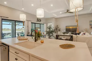 8052 Grande Shores Dr, Sarasota, FL 34240 - Photo 15