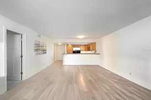 101 S Gulfstream Ave, Sarasota, FL 34236 - Photo 5