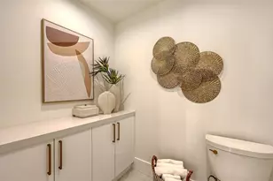 415 L Ambiance Dr, Longboat Key, FL 34228 - Photo 31