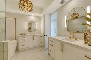 415 L Ambiance Dr, Longboat Key, FL 34228 - Photo 35