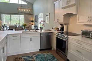 8784 Pebble Creek Ln, Sarasota, FL 34238 - Photo 5