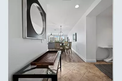 650 Golden Gate Point #401, Sarasota, FL 34236 - Photo 5