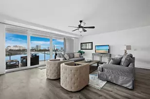 650 Golden Gate Point, Sarasota, FL 34236 - Photo 7