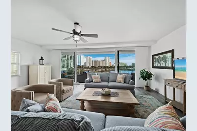 650 Golden Gate Point #401, Sarasota, FL 34236 - Photo 9