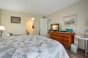 3622 Lake Bayshore Dr, Bradenton, FL 34205 - Photo 9