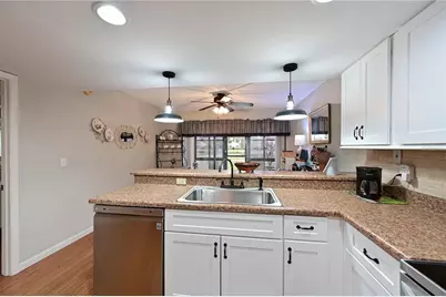 425 30th Avenue W #C102, Bradenton, FL 34205 - Photo 7