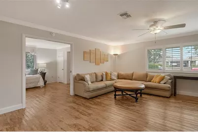 2325 Riverbluff Parkway #V247, Sarasota, FL 34231 - Photo 9