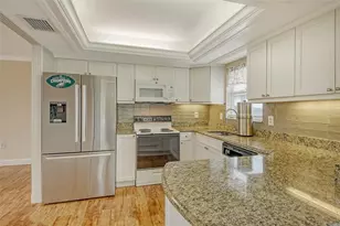 2325 Riverbluff Pkwy, Sarasota, FL 34231 - Photo 13