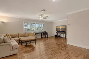 2325 Riverbluff Pkwy, Sarasota, FL 34231 - Photo 11