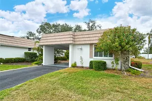 2325 Riverbluff Pkwy, Sarasota, FL 34231 - Photo 3