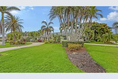 605 Wild Turkey Lane, Sarasota, FL 34236 - Photo 3