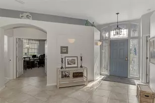 230 Vestavia Dr, Venice, FL 34292 - Photo 9