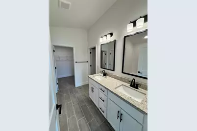 2667 Averland Loop, North Port, FL 34287 - Photo 9