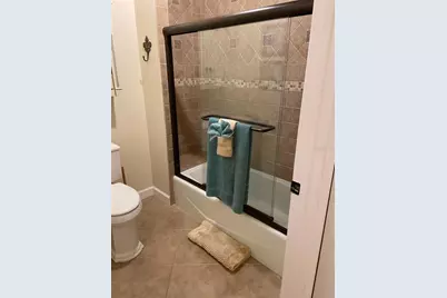 142 Pineneedle Drive #142U, Bradenton, FL 34210 - Photo 13