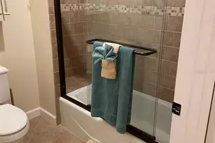 142 Pineneedle Dr, Bradenton, FL 34210 - Photo 13