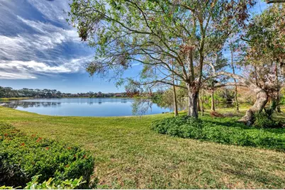 4914 Lakescene Place, Sarasota, FL 34243 - Photo 3