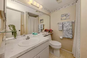 1555 Tarpon Center Dr, Venice, FL 34285 - Photo 19