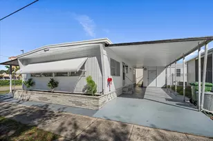 2103 18th St W, Bradenton, FL 34205 - Photo 11