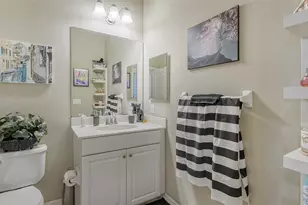 8115 Miramar Way, Lakewood Ranch, FL 34202 - Photo 25