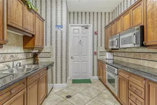 8115 Miramar Way, Lakewood Ranch, FL 34202 - Photo 35