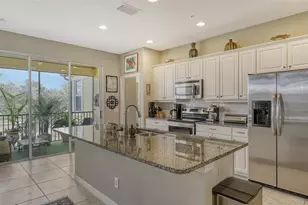 8115 Miramar Way, Lakewood Ranch, FL 34202 - Photo 11