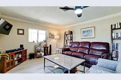 1737 Bonitas Circle #1724D, Venice, FL 34293 - Photo 3