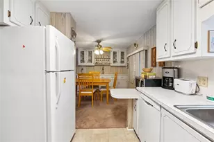 703 Corsica Ct, Bradenton, FL 34207 - Photo 11