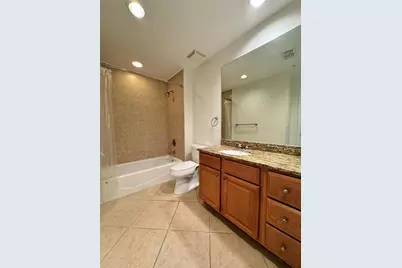 808 3rd Avenue W #301, Bradenton, FL 34205 - Photo 27