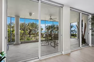 2550 Harbourside Dr, Longboat Key, FL 34228 - Photo 11