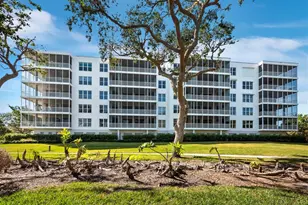 2550 Harbourside Dr, Longboat Key, FL 34228 - Photo 33