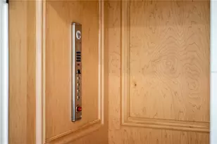 7382 Marathon Dr, Seminole, FL 33777 - Photo 11