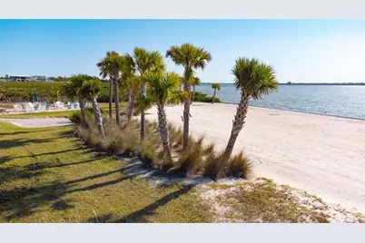 2114 5th Street E, Palmetto, FL 34221 - Photo 3