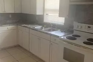 1236 NE 22nd St, Ocala, FL 34470 - Photo 3